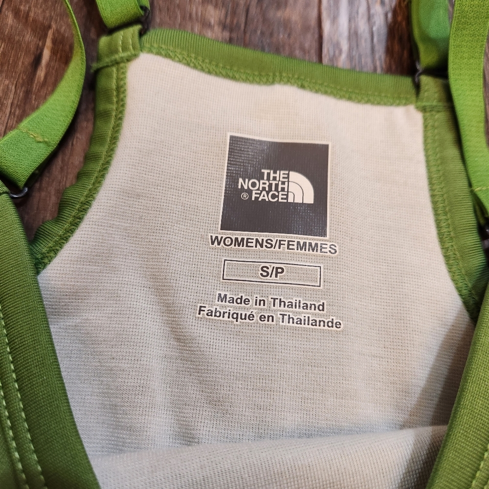 The North Face vapor wick tank - Picture 4 of 5